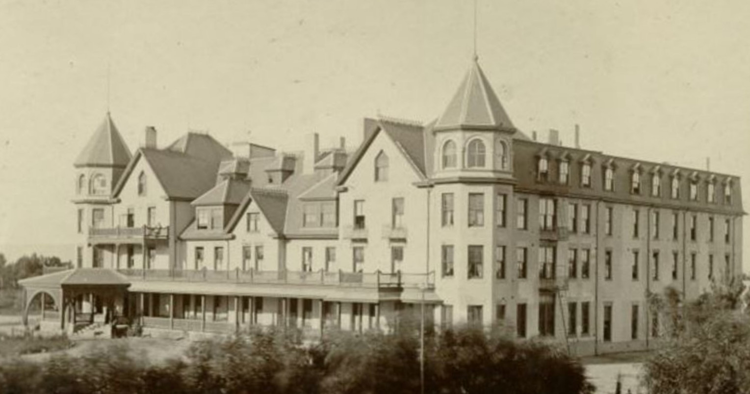 Claremont Sanitarium. Source:  Ellen G. White Centre, Helderberg College (public domain)