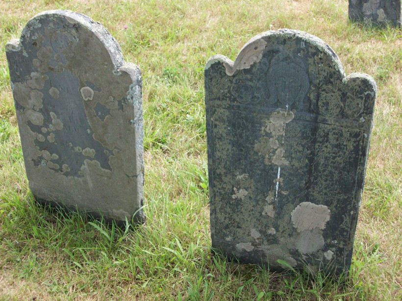 Colonial-era graves. License: DrStew82, CC BY-SA 4.0 <https://creativecommons.org/licenses/by-sa/4.0>, via Wikimedia Commons,  https://commons.wikimedia.org/wiki/File:Colonial_era_graves_Pemaquid_Cemetery,_Pemaquid,_Maine_image_4.jpg